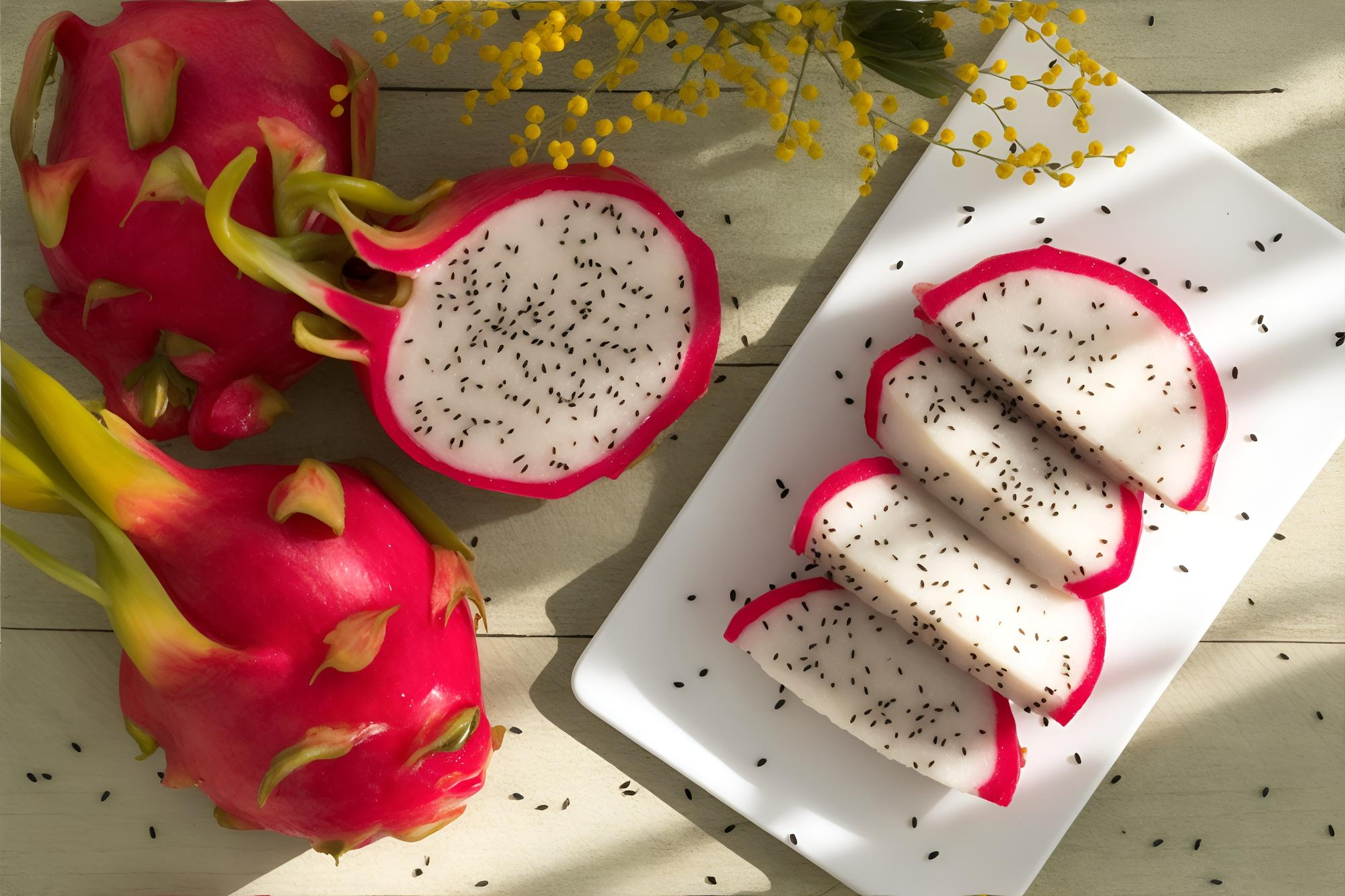 Dragon fruit slices